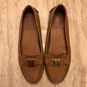 Tory Burch Slip on loafer